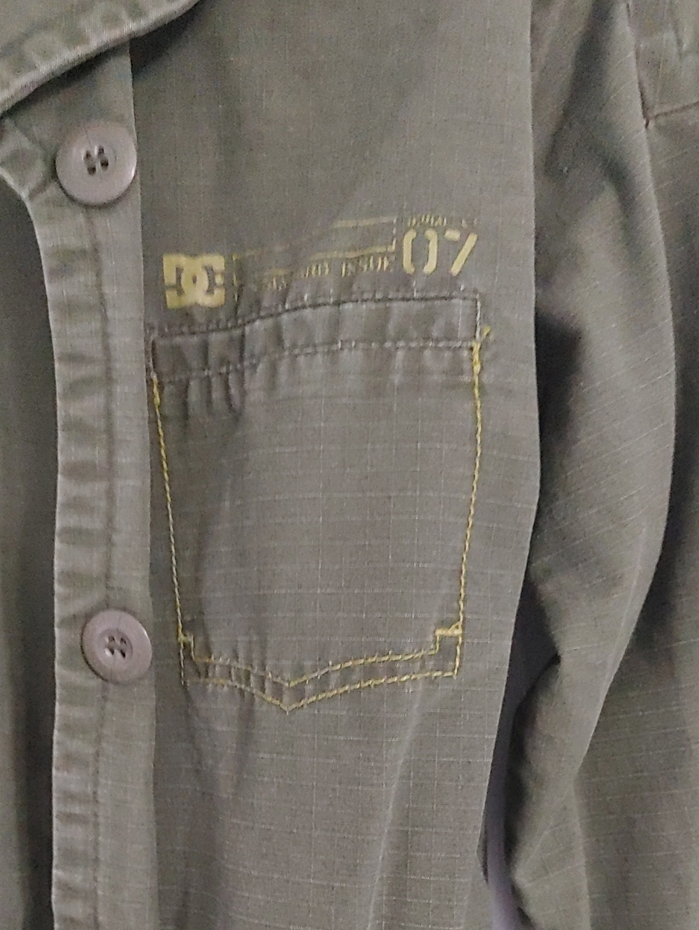 DC Olive Green Canvas Field Jacket with Camo Cuff Detail Size Medium - Picture 3 of 8